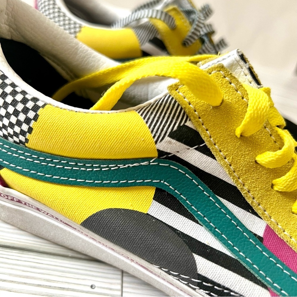 Vans Old Skool Juxtapoze Men's Size 9.5 Women's 11 Multi Color Skate Sneaker - Picture 4 of 16